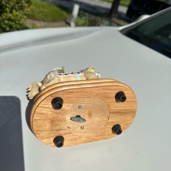 Vintage carousel - Picture 8 of 9